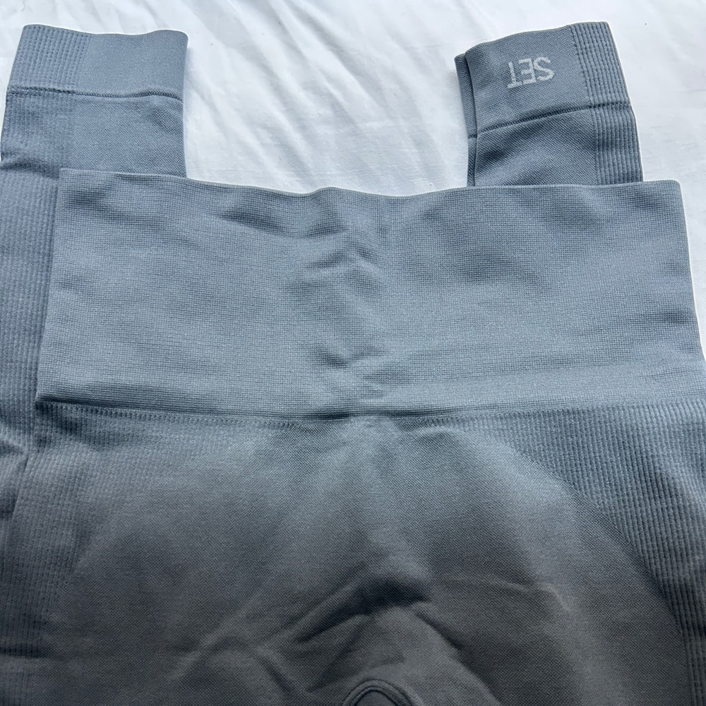 set active blue leggings